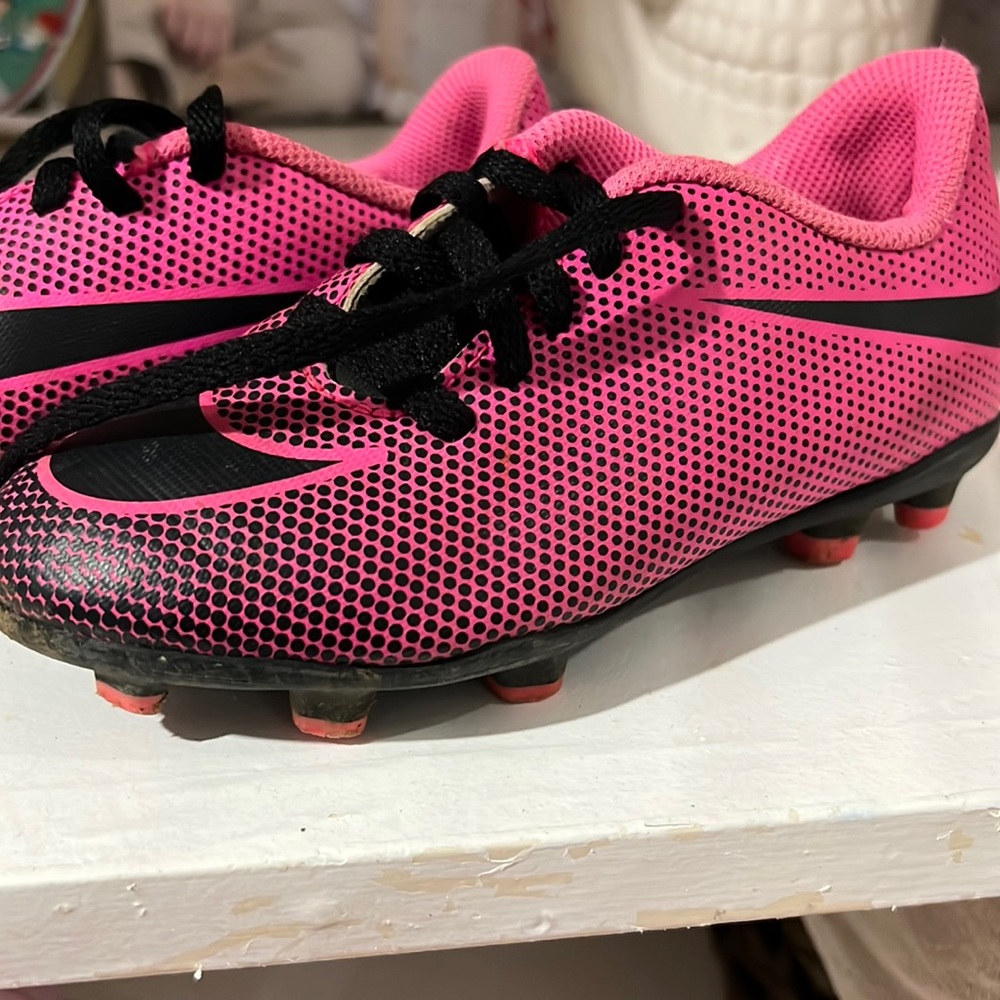 Nike kids soccer size 11